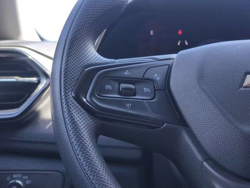 Used 2025 Chevrolet TrailBlazer LT AWD/4WD image 20