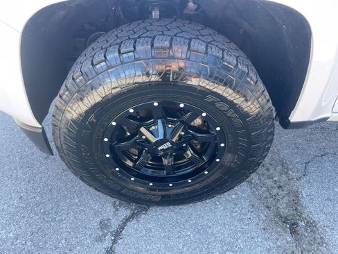 Used 2019 Chevrolet Colorado W/T w/ WT Convenience Package image 9