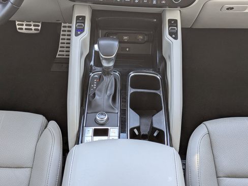 Certified 2021 Kia Telluride SX w/ Towing Package image 22