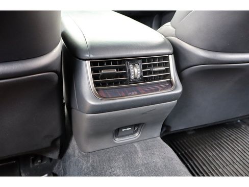 Used 2018 Lexus LS 500 AWD w/ Interior Upgrade Package image 29