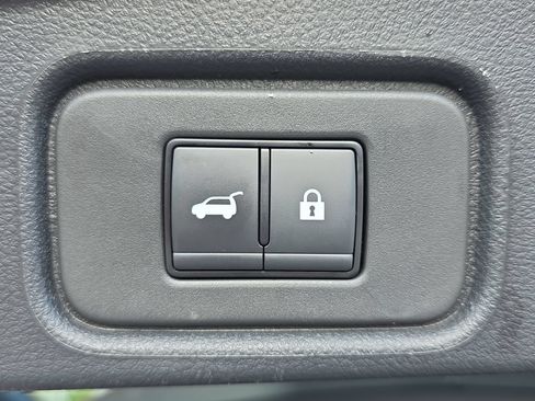 Used 2025 Nissan Pathfinder Platinum w/ Cargo Package FWD image 13