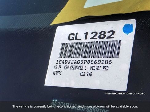 Used 2023 Jeep Grand Cherokee L Laredo w/ Trailer Tow Group (B) image 30