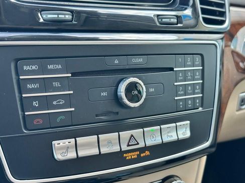 Used 2019 Mercedes-Benz GLS 450 4MATIC image 17