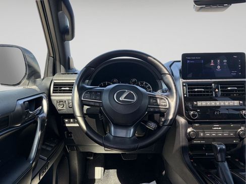 Used 2022 Lexus GX 460 w/ Black Line Special Edition image 14
