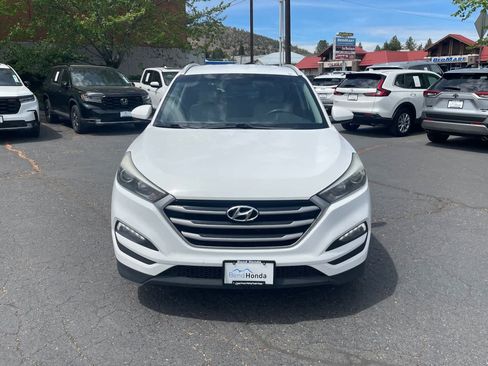 Used 2017 Hyundai Tucson SE AWD/4WD image 8