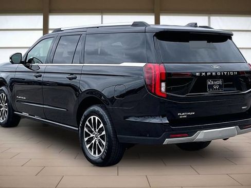 Used 2025 Ford Expedition Max Platinum AWD/4WD image 13
