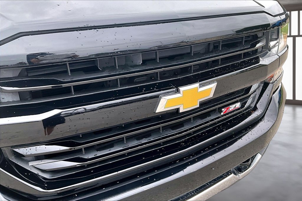 Used 2018 Chevrolet Silverado 1500 LT w/ Texas Edition AWD/4WD image 29