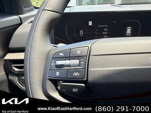 New 2026 Kia Sportage X-Line w/ X-Line Technology Package AWD/4WD image 32