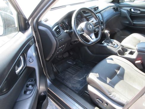 Used 2018 Nissan Rogue SL w/ Premium Package AWD/4WD image 13