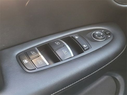 Used 2021 INFINITI QX50 Luxe w/ Appearance Package image 34