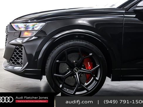 New 2026 Audi RS Q8 performance image 10