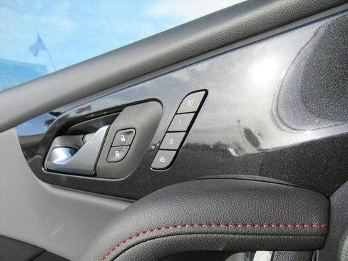 New 2025 Chevrolet Blazer RS w/ Driver Confidence II Package image 30