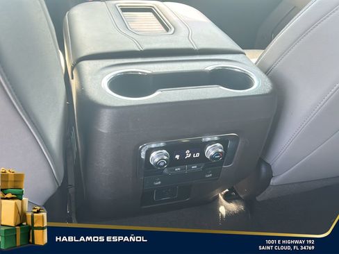 Used 2023 GMC Yukon SLT image 23