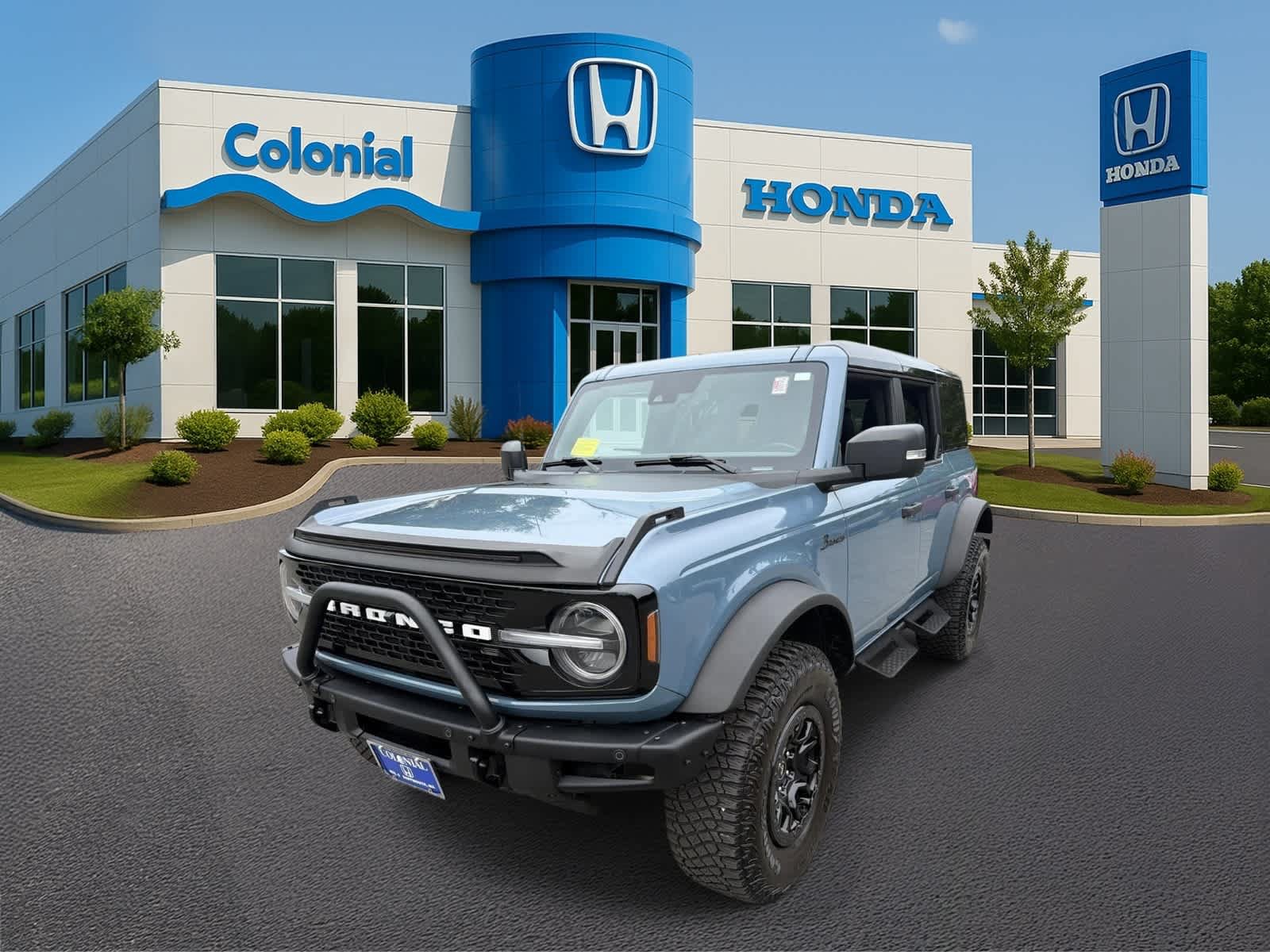 Used 2024 Ford Bronco Wildtrak AWD/4WD image 2