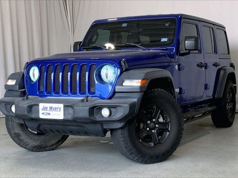 Used 2018 Jeep Wrangler Unlimited Sport S AWD/4WD image 2