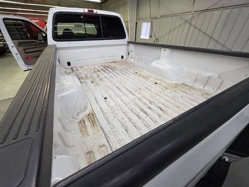 Used 2000 Ford F350 XLT image 40