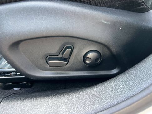 Used 2025 Jeep Compass Limited AWD/4WD image 22