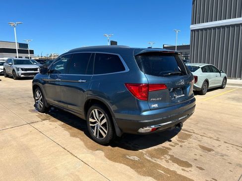 Used 2018 Honda Pilot Elite image 2