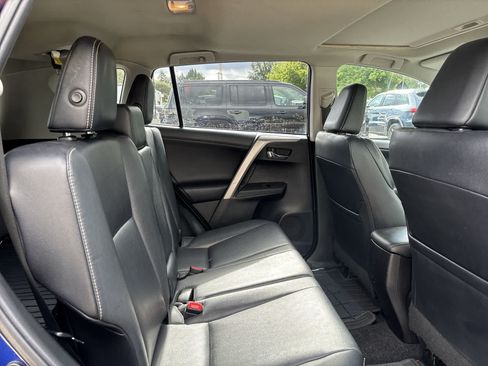 Used 2014 Toyota RAV4 Limited AWD/4WD image 5