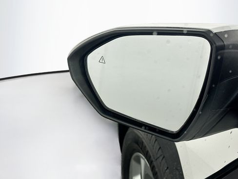 Used 2024 Hyundai Tucson SE FWD image 16