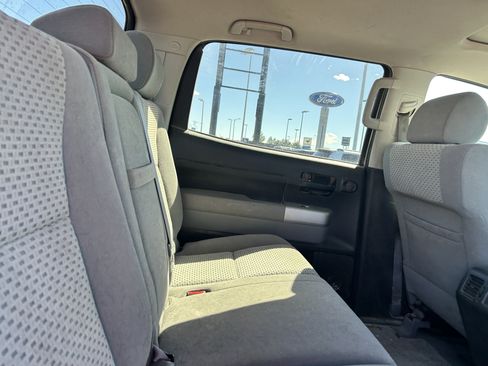 Used 2007 Toyota Tundra SR5 w/ Convenience Pkg AWD/4WD image 11