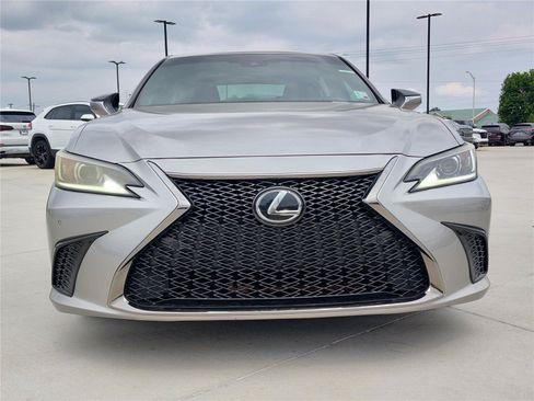 Used 2019 Lexus ES 350 F Sport w/ Accessory Package 2 FWD image 10