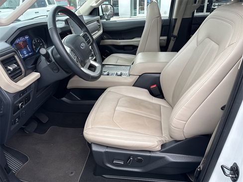 Used 2024 Ford Expedition Max Limited image 7