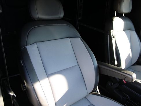 Used 2025 RAM ProMaster 2500 w/ Cold Weather Group image 23