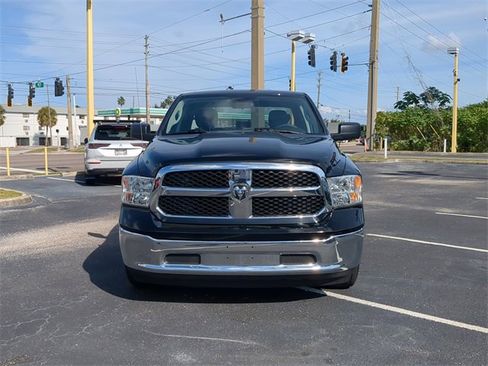 Used 2024 RAM 1500 Classic SLT image 3