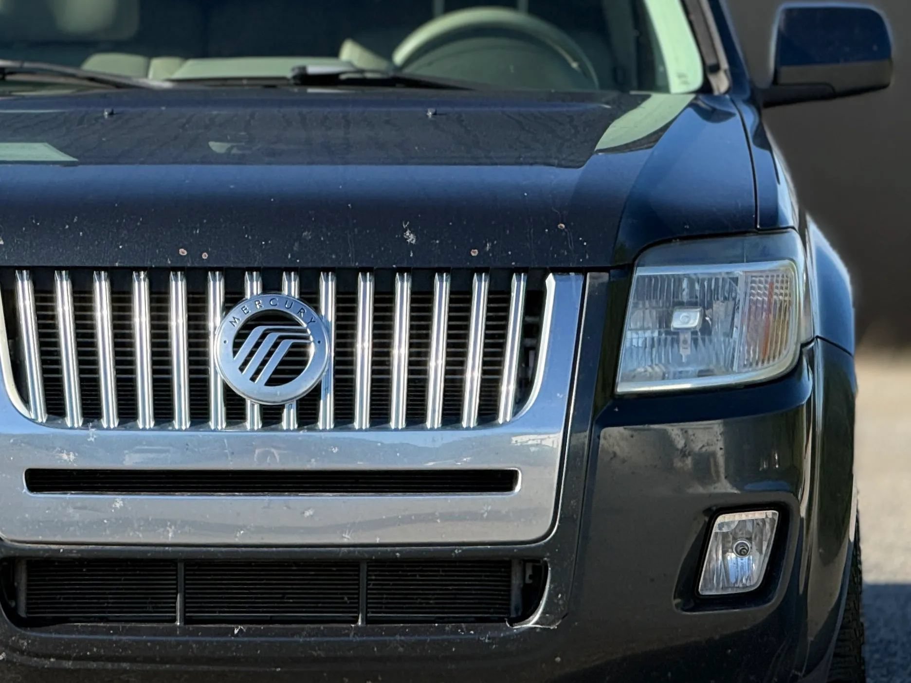 Used 2010 Mercury Mariner Premier FWD image 12