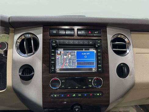 Used 2012 Ford Expedition XLT RWD image 25