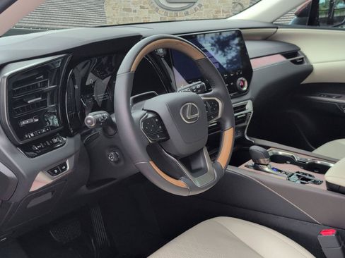 Certified 2026 Lexus RX 350 Premium Plus w/ Convenience Package AWD/4WD image 6