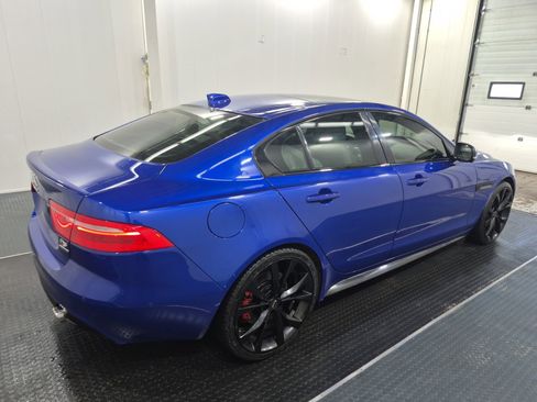 Used 2019 Jaguar XE S image 3