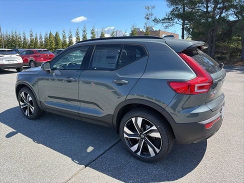 New 2026 Volvo XC40 B5 Ultra w/ Climate Package AWD/4WD image 5