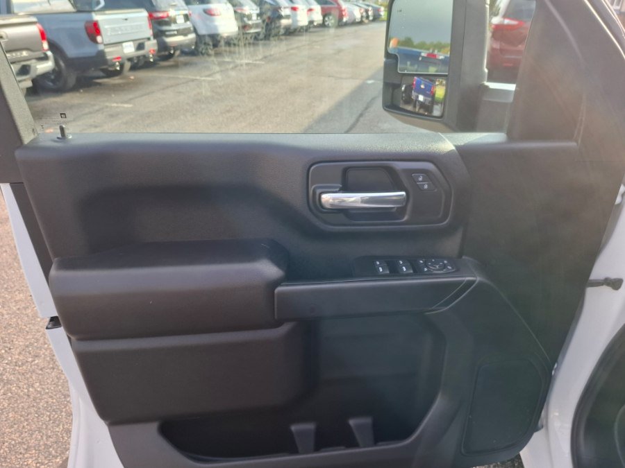 Used 2024 Chevrolet Silverado 2500 Custom w/ Custom Value Package AWD/4WD image 14