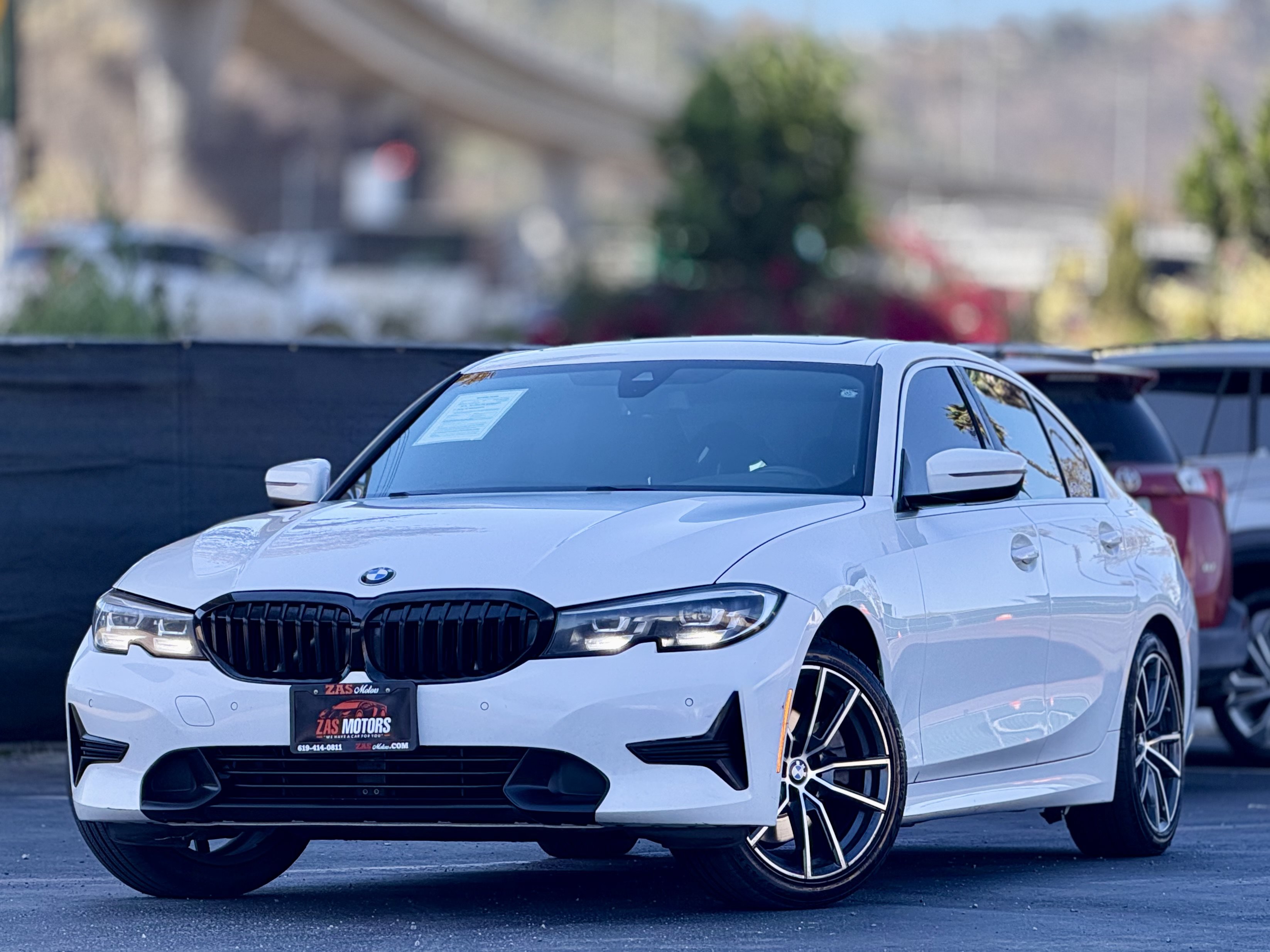 Used 2020 BMW 330i Sedan w/ Driving Assistance Package RWD image 1