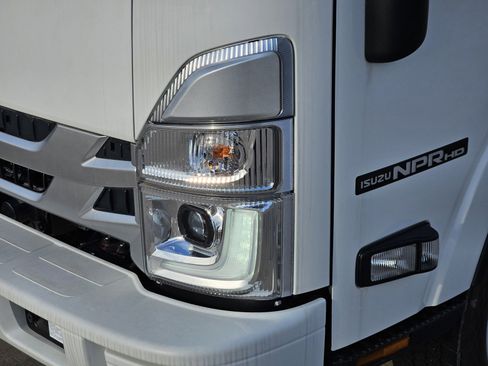 New 2026 Isuzu NPR RWD image 5