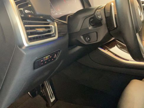 Used 2023 BMW X5 xDrive40i w/ Executive Package AWD/4WD image 26