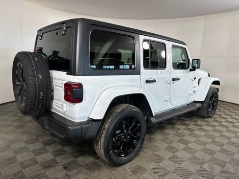 Used 2023 Jeep Wrangler Unlimited Sahara w/ Cold Weather Group image 3