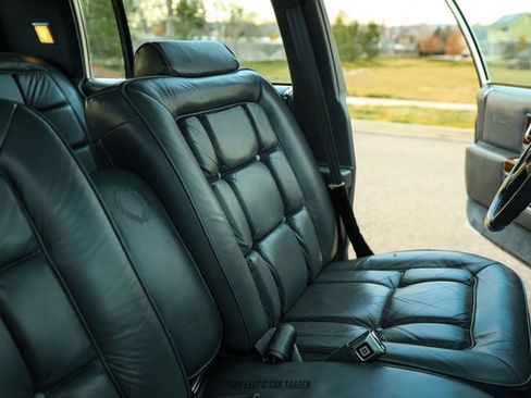 Used 1986 Cadillac Brougham Brougham image 24