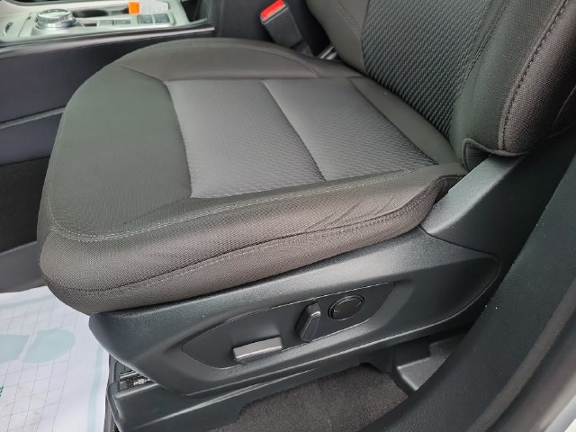 Used 2024 Ford Explorer XLT RWD image 21