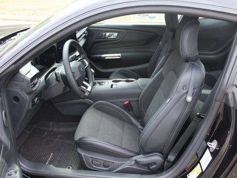 New 2026 Ford Mustang Coupe image 4