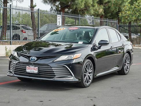 Certified 2024 Toyota Camry XLE w/ Navigation Package image 3