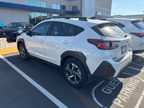 Used 2026 Subaru Crosstrek 2.5i Premium AWD/4WD image 5