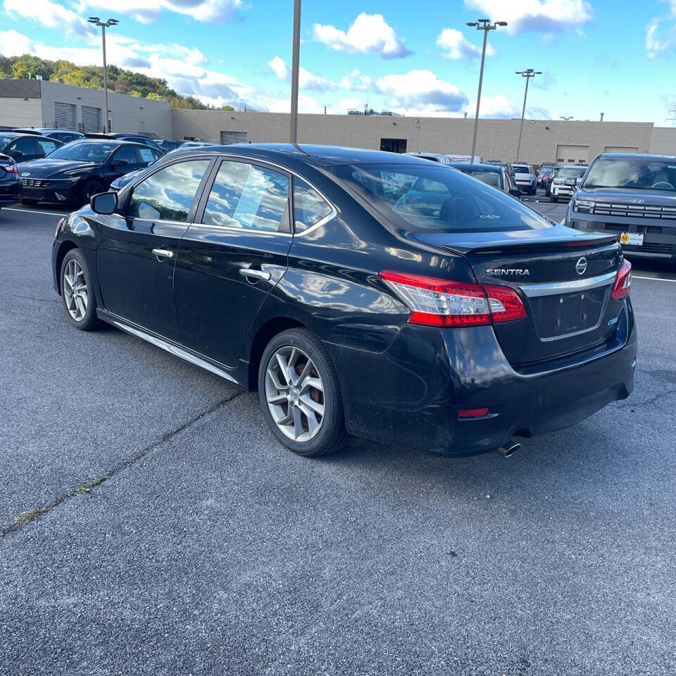 Used 2013 Nissan Sentra SR w/ Electronics Pkg FWD image 3