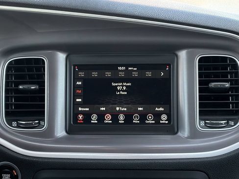 Used 2022 Dodge Charger SXT RWD image 27