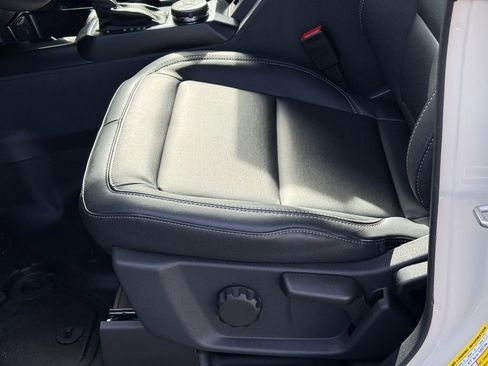 New 2025 Ford Bronco Badlands image 11