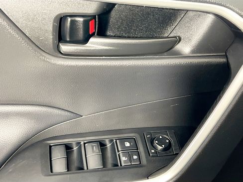 Used 2023 Toyota RAV4 LE image 16