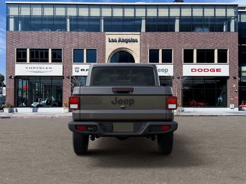New 2026 Jeep Gladiator Sport AWD/4WD image 7