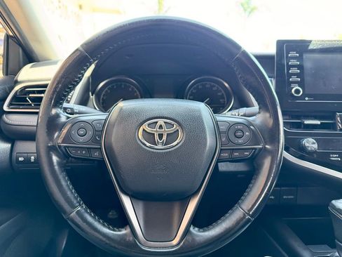 Used 2021 Toyota Camry SE w/ Carpet Mat Package (TMS) FWD image 11